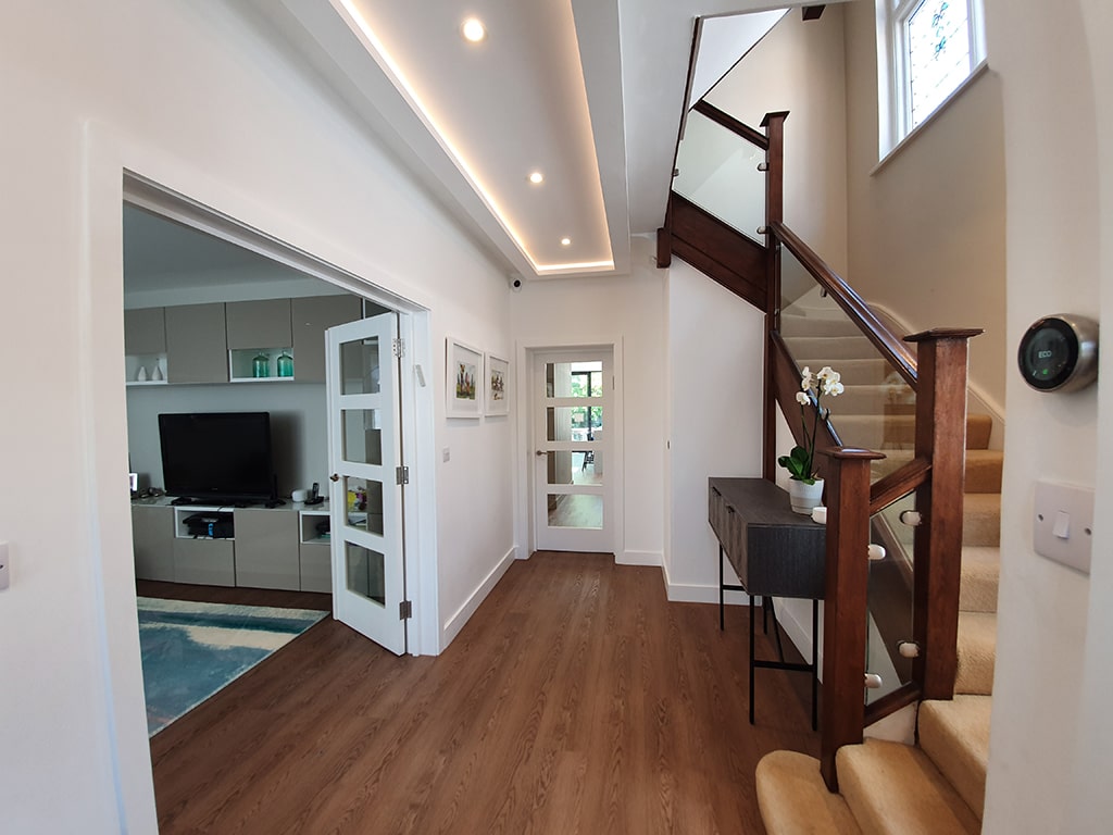Elevate Your Home: 10 Benefits of Choosing a Quality Builder in London living space