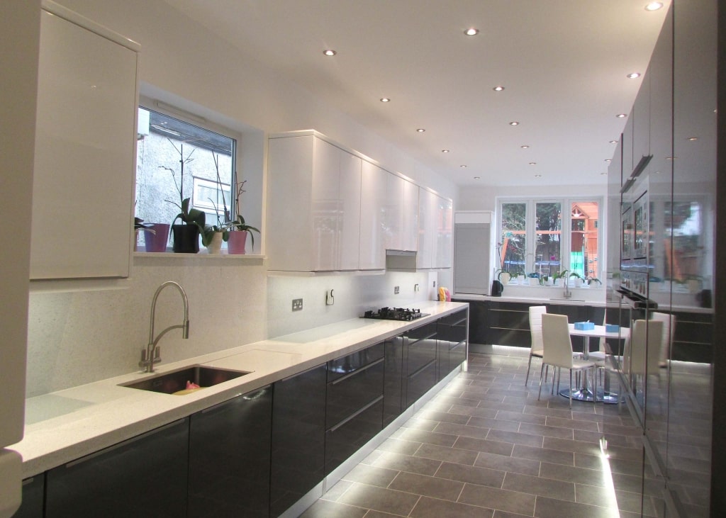 Photo of Fitted Kitchen with Dining area