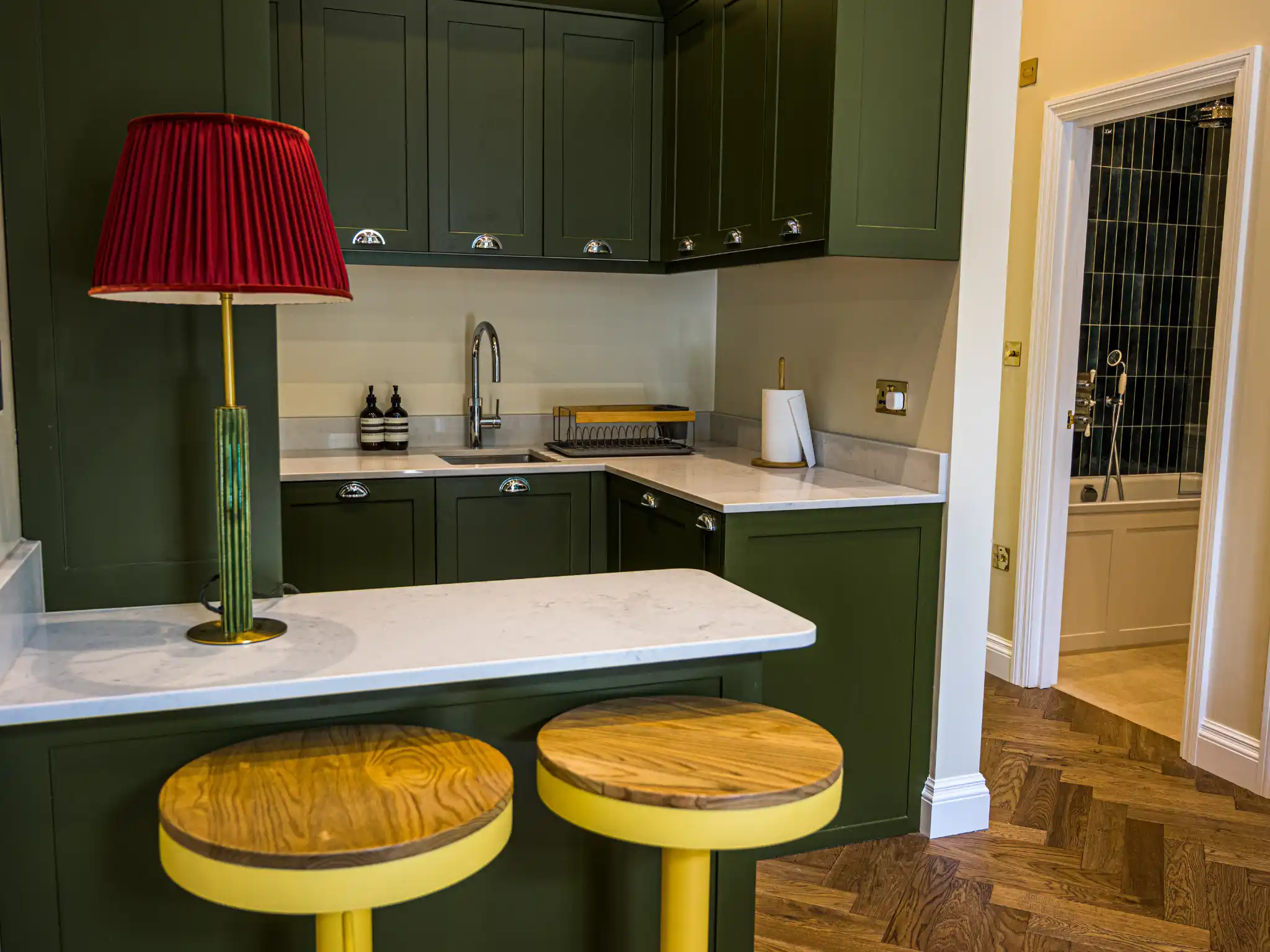 Renovated breakfast bar by combit construction